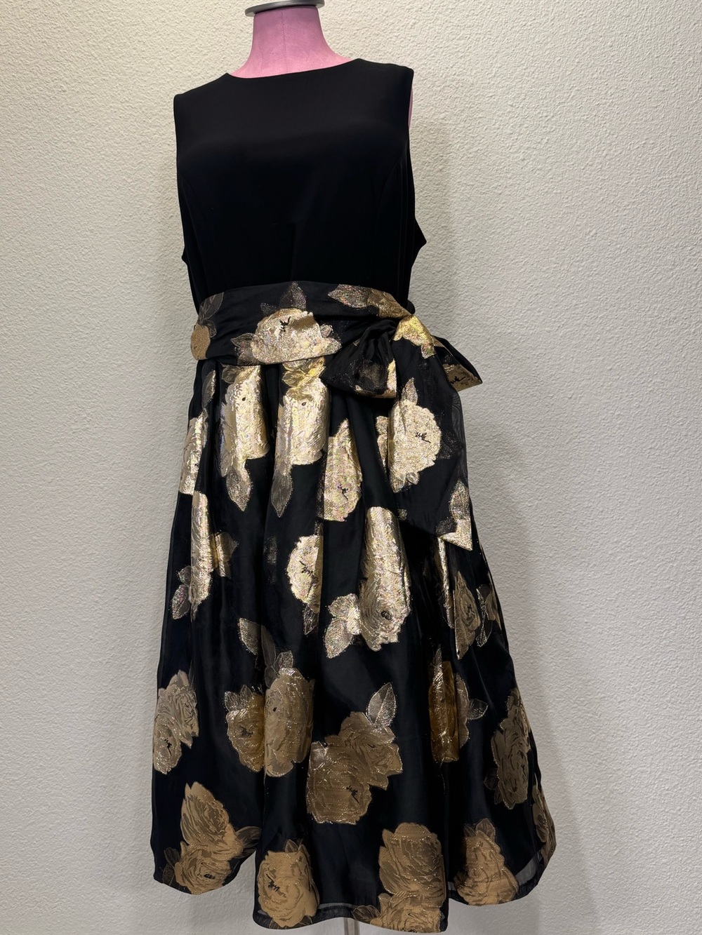 Eliza J Black Gold Metallic Floral Jacquard Midi Dress Bow Waist Formal- size 16